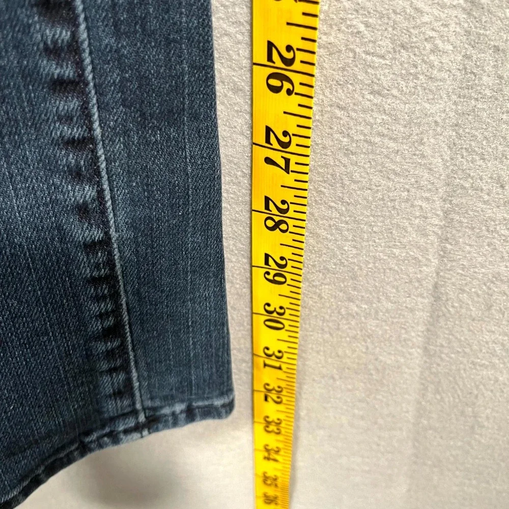 True Religion Geno Jeans Men 30 Blue Denim Medium Wash Relaxed Slim Straight Leg